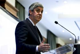 MINISTRO DAS FINANÇAS CONFIANTE QUE BRUXELAS ACEITARÁ PROGRAMA DE ESTABILIDADE