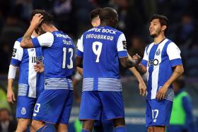 FC PORTO COMPLETO APÓS REGRESSOS DE LAYÚN, HERRERA, CORONA, MAXI E ABOUBAKAR
