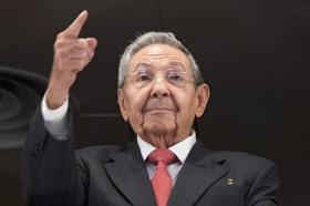 RAUL CASTRO RECUSA “TERAPIA DE CHOQUE” E “FÓRMULAS DE PRIVATIZAÇÃO” DA ECONOMIA