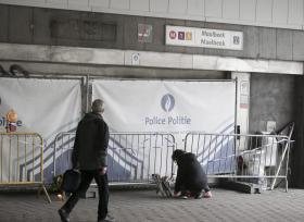 BRUXELAS/ATENTADOS: ESTAÇÃO DE METRO DE MAELBEEK REABRE UM MÊS APÓS ATAQUE