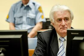 KARADZIC CONSIDERA MONSTRUOSO O VEREDITO DE CULPADO DE CRIMES DE GUERRA