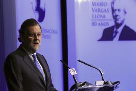 RAJOY DIZ QUE PACTO ENTRE PSOE E CIUDADANOS É PASSAPORTE PARA A RECESSÃO EM ESPANHA