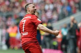 GOLO DE RIBÉRY DÁ TRIUNFO MAGRO AO BAYERN MUNIQUE ANTES DE RECEBER O BENFICA