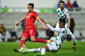 RIO AVE VOLTA A ISOLAR-SE NO SEXTO LUGAR DA I LIGA AO VENCER EM MOREIRA DE CÓNEGOS