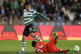VENTURA, DO BELENENSES, FALHA DESLOCAÇÃO A SETÚBAL, APÓS CHOQUE COM TÉO GUTIÉRREZ