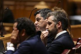MINISTRO DA ECONOMIA CONVIDA PSD PARA CONSENSO SOBRE CAPITALIZAÇÃO DE EMPRESAS