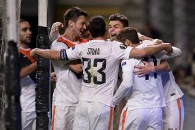 SHAKHTAR, ADVERSÁRIO DO SPORTING DE BRAGA NA EUROPA, ‘POUPA’ O ATAQUE E EMPATA