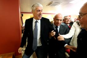 “ALVOROÇO DIÁRIO” DE MARCELO SERVE PARA “ULTRAPASSAR FRUSTRAÇÃO” – JOSÉ SÓCRATES