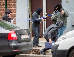 PROCURADOR ANUNCIA TRÊS NOVAS DETENÇÕES NO ÂMBITO DOS ATENTADOS DE BRUXELAS