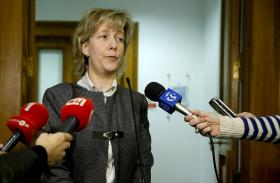 INQUÉRITO/BANIF: MARIA LUÍS ALBUQUERQUE DIZ QUE AMPLE NÃO CONCORREU À COMPRA DO BANCO
