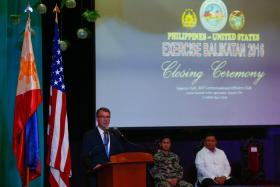 SECRETÁRIO DA DEFESA DOS EUA VAI VISITAR PORTA-AVIÕES NO MAR DO SUL DA CHINA