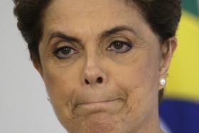 BRASIL: PR DILMA ALERTA QUE “GOLPISTAS” QUEREM CORTAR DIREITOS E PROGRAMAS SOCIAIS