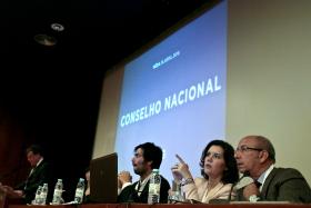 ASSUNÇÃO CRISTAS DESAFIA GOVERNO A LEVAR A VOTOS O PROGRAMA DE ESTABILIDADE