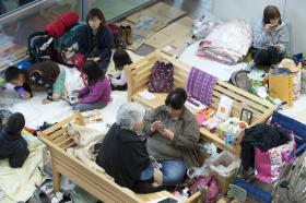 MAIS DE 120 MIL PESSOAS CONTINUAM DESLOCADAS APÓS SISMOS NO SUL DO JAPÃO