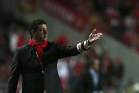 RUI VITÓRIA REJEITA QUE VISITA AO RIO AVE SEJA DECISIVA E DIZ QUE “FALTA MUITO”