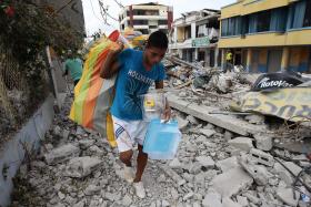 NÚMERO DE MORTOS NA PROVÍNCIA EQUATORIANA DE MANABÍ DEVIDO A SISMO SOBE PARA 570