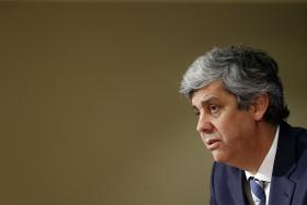 SOLUÇÃO PARA O NOVO BANCO NÃO PODE EXIGIR MAIS “ESFORÇO ORÇAMENTAL” – MÁRIO CENTENO