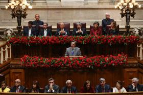 25 ABRIL: CDS APONTA REVISÃO DO PROGRAMA DE ESTABILIDADE COMO DESAFIO IMEDIATO