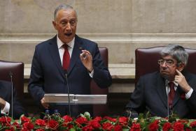 25 ABRIL: MARCELO FRISA QUE TEM MANDATO MAIS LONGO E SUFRAGADO, SEM ELEIÇÕES INTERCALARES