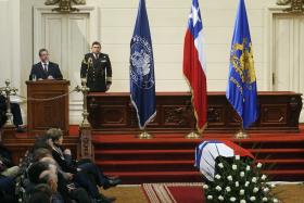 CHILE ENTERRA RESTOS MORTAIS DE PABLO NERUDA SEM CERTEZAS SOBRE CAUSAS DA MORTE