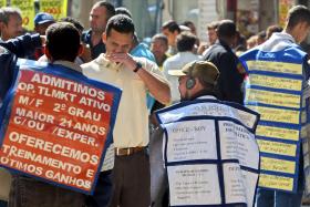 ANALISTAS DA ECONOMIST PIORAM PREVISÃO DE RECESSÃO NO BRASIL PARA 3,7% ESTE ANO