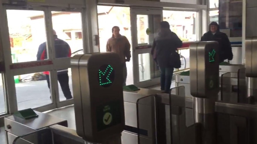 Main Street Station da TTC - 8 de abril de 2016. CityNews/Cynthia Mulligan.