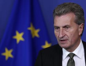 COMISSÁRIO EUROPEU DEFENDE FLEXIBILIDADE COM DÉFICE PORTUGUÊS, MAS ADMITE MULTAS