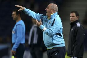 VÍTOR OLIVEIRA DEIXA COMANDO DO DESPORTIVO DE CHAVES DEPOIS DE PROMOÇÃO À I LIGA