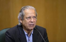 EX-MINISTRO BRASILEIRO JOSÉ DIRCEU CONDENADO A 23 ANOS DE PRISÃO POR CORRUPÇÃO