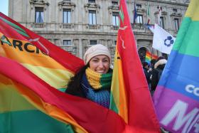 PARLAMENTO ITALIANO APROVA CASAMENTO ENTRE PESSOAS DO MESMO SEXO
