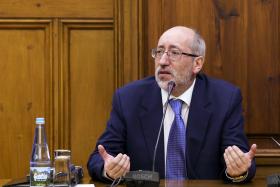 INQUÉRITO/BANIF: CONSTÂNCIO NÃO SE PODE EXIMIR “ENQUANTO CIDADÃO” DE PRESTAR ESCLARECIMENTOS — COMISSÃO