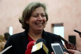 ESTIVADORES E OPERADORES PORTUÁRIOS GANHARAM COM ACORDO – MINISTRA DO MAR