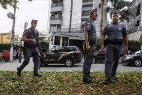 POLÍCIA BRASILEIRA DETEVE UM DOS SUSPEITOS DA VIOLAÇÃO COLETIVA DE ADOLESCENTE