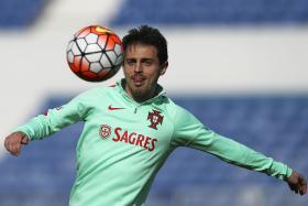 EURO2016: BERNARDO SILVA LESIONA-SE NA COXA DIREITA E ESTÁ EM RISCO DE FALHAR PROVA