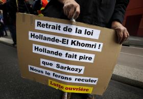 NOVOS BLOQUEIOS DE ESTRADAS EM FRANÇA EM PROTESTO CONTRA REFORMA LABORAL