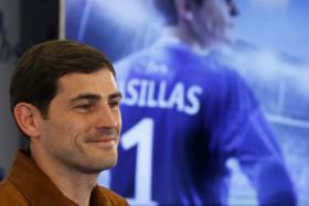 CASILLAS AFIRMA QUE VAI FICAR NO FC PORTO ATÉ 2018