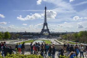 EURO2016: TORRE EIFFEL PODE ‘VESTIR’ CORES DE PORTUGAL SE ADEPTOS ‘VENCEREM’ REDES SOCIAIS