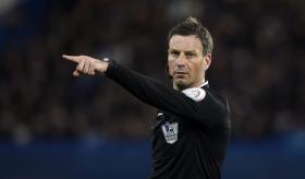 INGLÊS MARK CLATTENBURG ARBITRA FINAL DA LIGA DOS CAMPEÕES