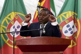 PRESIDENTE DE MOÇAMBIQUE VISITA CHINA EM PERÍODO POLÍTICO E ECONÓMICO FRÁGIL