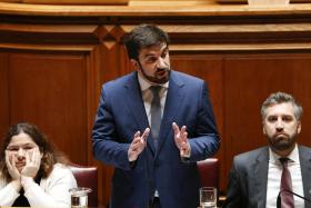 PARLAMENTO APROVA REDUÇÃO DAS PORTAGENS EM EX-SCUT