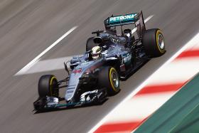 HAMILTON PARTE DA ‘POLE POSITION’ PARA O GRANDE PRÉMIO DE ESPANHA