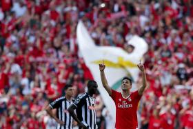 BENFICA VENCE NACIONAL POR 2-0, AO INTERVALO, E ESTÁ MAIS PERTO DO ’35’