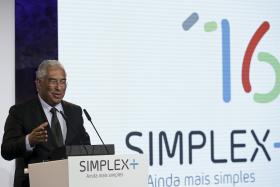 COSTA PROPÕE FIM DO PAPEL NO ESTADO EM 2017 E DE VIATURA DE SERVIÇO NA CIDADE EM 2018