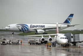 EXÉRCITO EGÍPCIO ENCONTROU DESTROÇOS DO AVIÃO DA EGYPTAIR