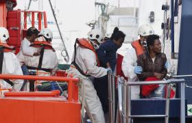 CERCA DE 2.000 MIGRANTES FORAM HOJE RESGATADOS DO MEDITERRÂNEO
