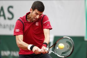 DJOKOVIC APURA-SE PARA A SEGUNDA RONDA DO TORNEIO DE ROLAND GARROS