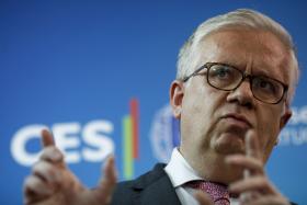 PORTUGAL VAI RECEBER CERCA DE 200 REFUGIADOS DURANTE O MÊS DE JUNHO – GOVERNO