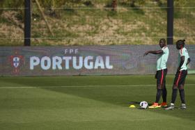 EURO2016: DANILO JÁ ESQUECEU ÉPOCA DO FC PORTO E PROMETE “LUTA SAUDÁVEL” COM WILLIAM