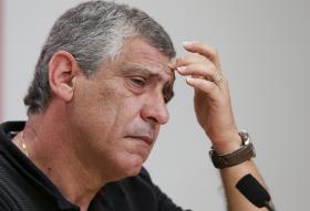 EURO2016: FERNANDO SANTOS ENALTECE JOGADORES E GARANTE “MÁQUINA AFINADA” PARA A ESTREIA