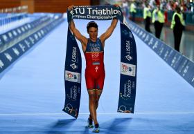 EUROPEUS TRIATLO: GÓMEZ NOYA FELIZ PELO QUARTO TÍTULO EUROPEU